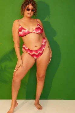 Discount In the Style Abstract High Leg Bikini Bottoms Pink