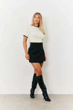 Sale In the Style Asymmetric Hem Skort Black