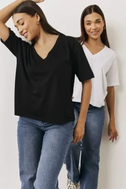 New In The Style Black and White 2 Pack Slouchy V-Neck T-Shirt Monochrome