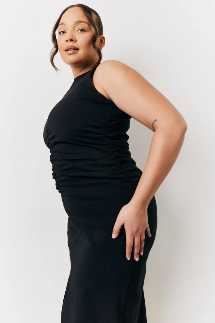 In The Style Bengaline Ruched Midi Dress Black