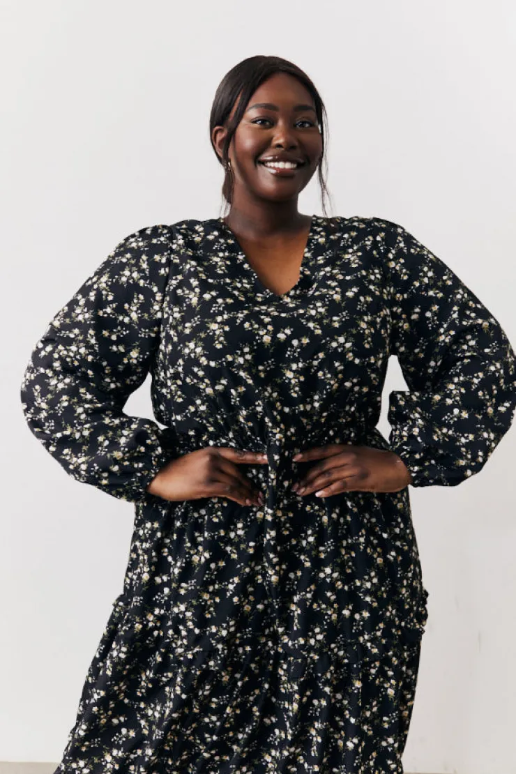 Sale In The Style Ditsy Floral Printed Wrap Midi Dress Black