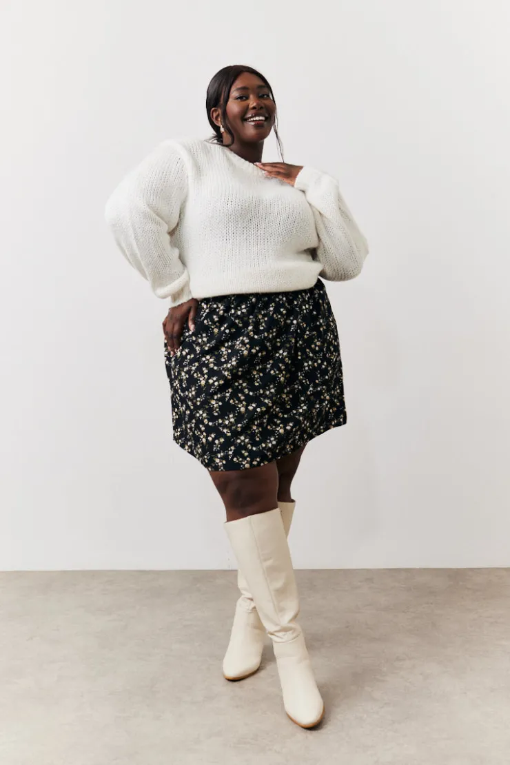 New In the Style Black Floral Flippy Mini Skirt Multi