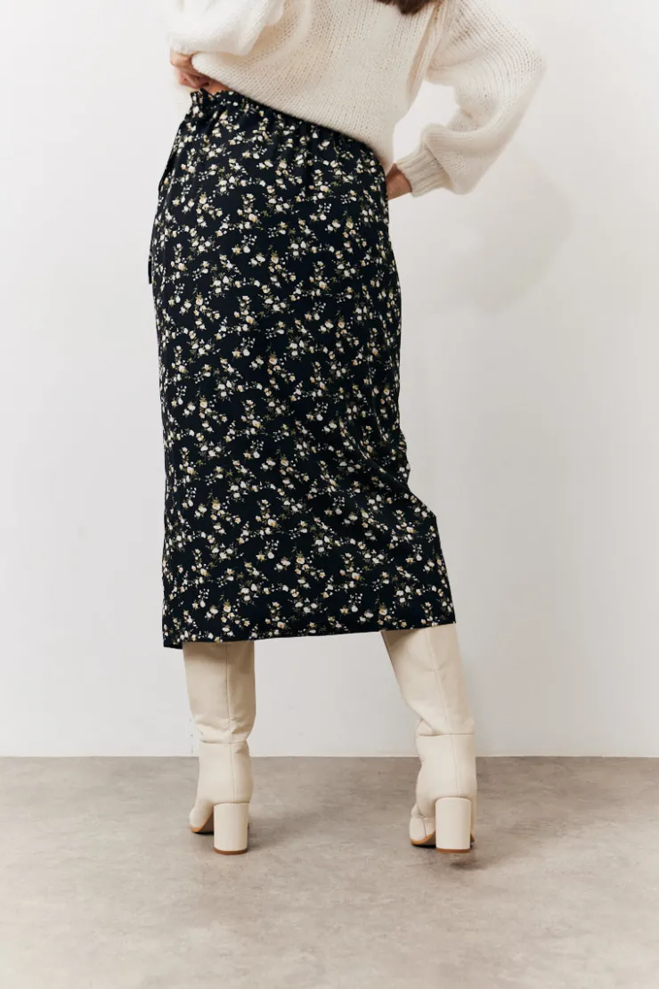 Clearance In the Style Black Floral Wrap Midi Skirt Multi
