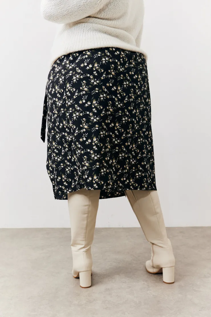 Clearance In the Style Black Floral Wrap Midi Skirt Multi