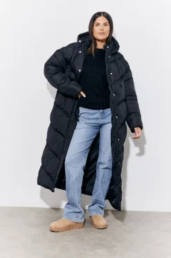 Clearance In the Style Hooded Longline Popper Puffer Coat Black