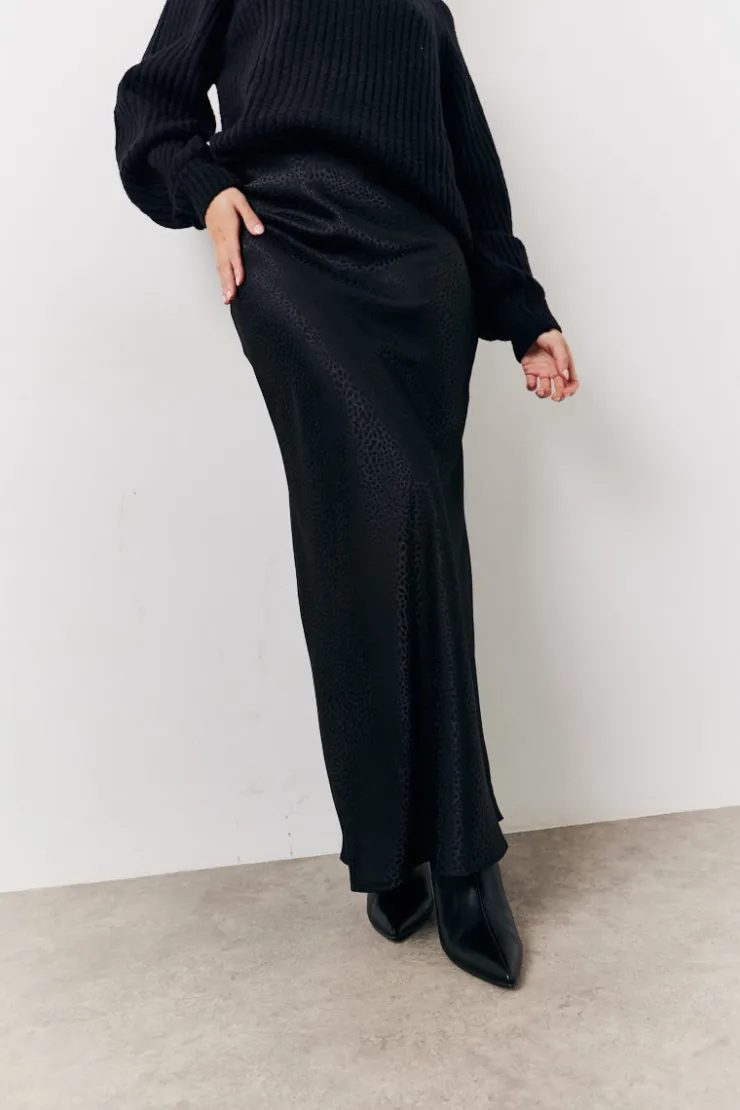 In the Style Jacquard Printed Slip Skirt Black