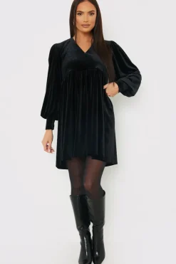 New In the Style Velvet Smock Mini Dress Black