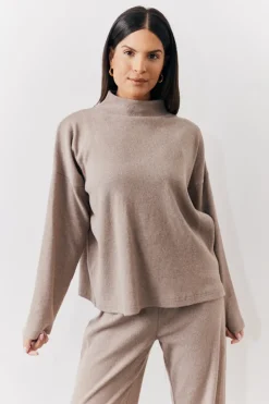 Hot In The Style Brushed Rib High Neck Co Ord Top Mocha