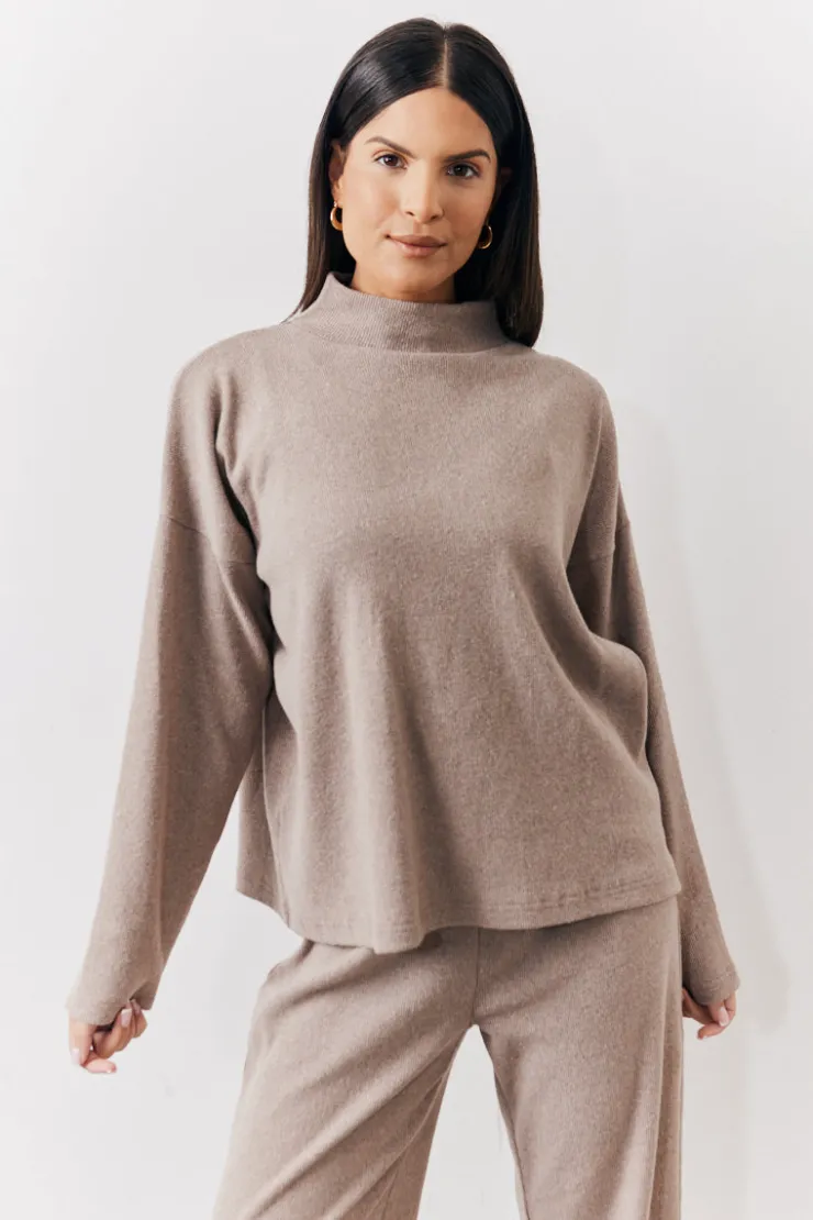 Hot In The Style Brushed Rib High Neck Co Ord Top Mocha