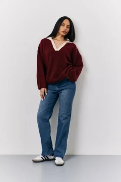 Best Fits 90's Collared Knitted Rugby Sweater Burgundy