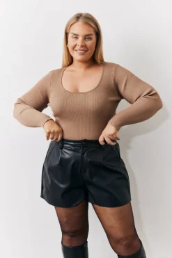 Outlet In The Style Rib Knitted Scoop Neck Long Sleeve Top Camel