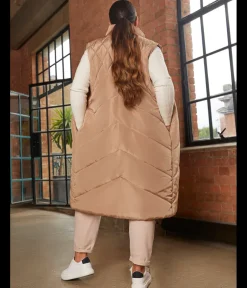 Sale CHI CHI LONDON Diamond Quilt Detail Longline Padded Gilet in Tan