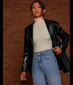CHI CHI LONDON Faux Leather Blazer in Black
