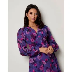 Hot CHI CHI LONDON V Neck Floral Printed Chiffon Dress in Purple