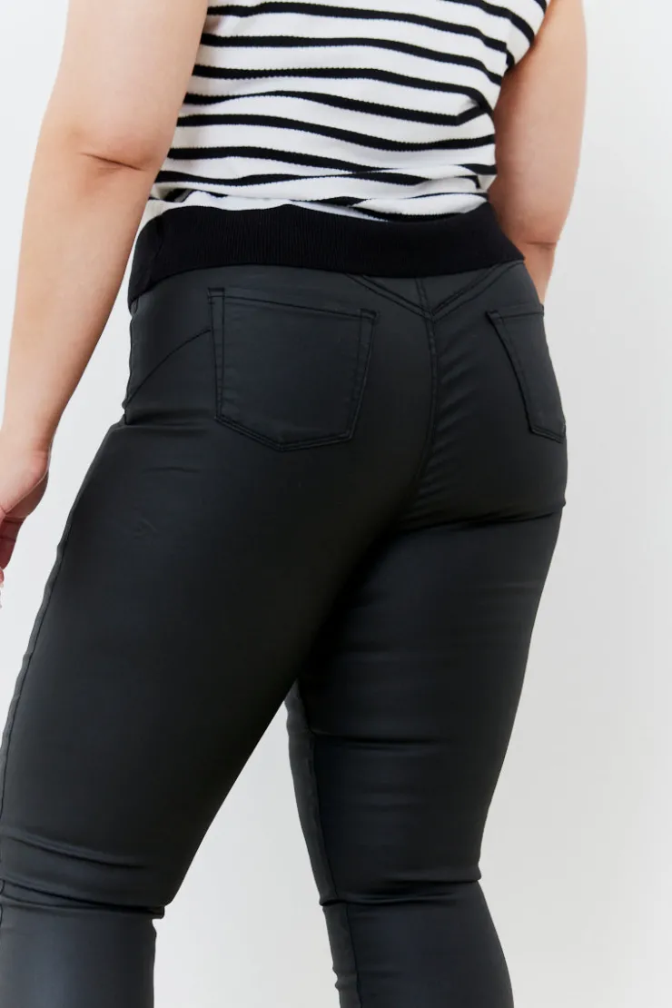 Hot Fits Coated Sculpt Shaper Jeans Black