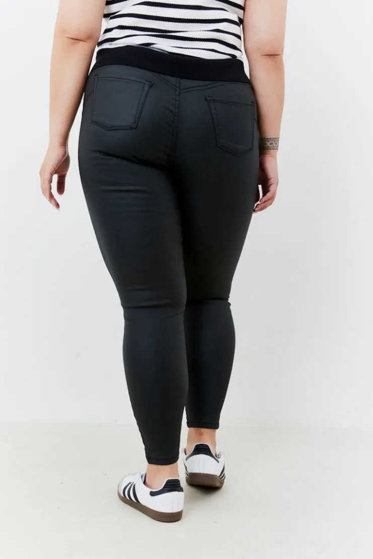Hot Fits Coated Sculpt Shaper Jeans Black