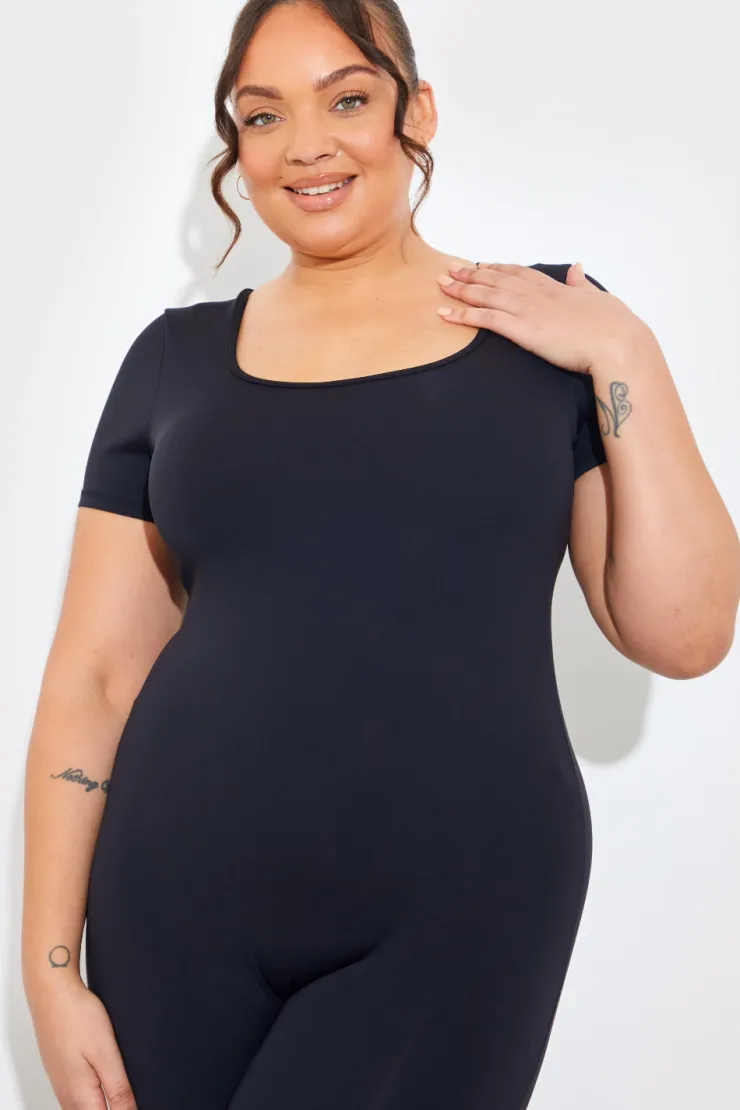 Hot Fits Contour Built-in Bra Short Sleeve Scoop Neck Unitard Black