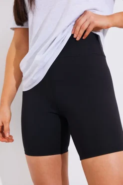 Hot In The Style Contour High Waisted Cycling Shorts Black