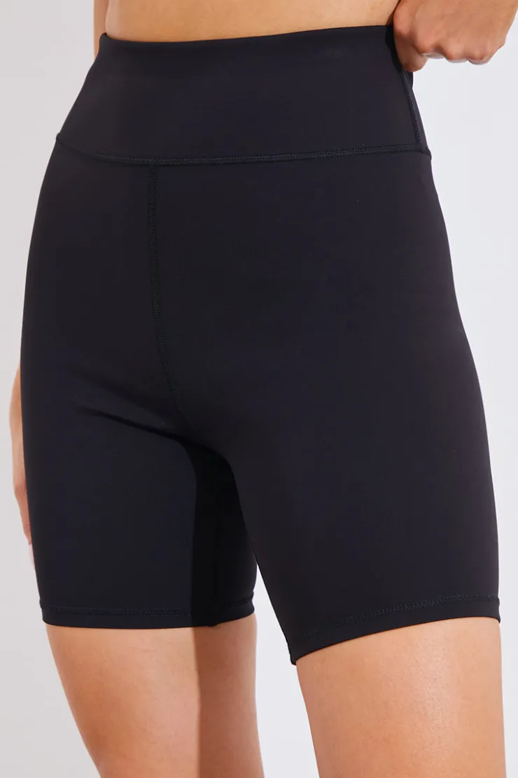 Hot In The Style Contour High Waisted Cycling Shorts Black