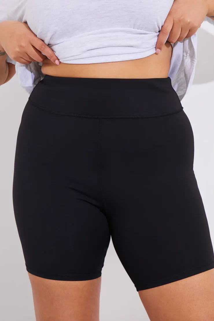 Hot In The Style Contour High Waisted Cycling Shorts Black