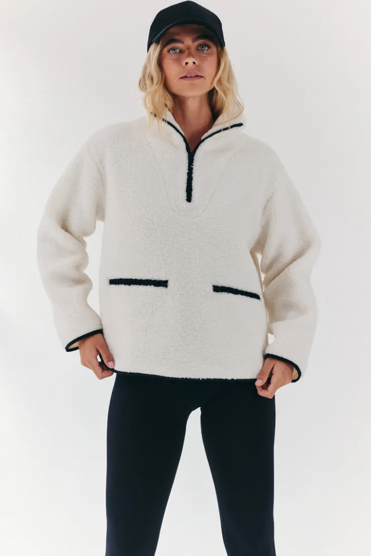 Fits Contrast Piping Borg Lined Half Zip Up Fleece Cream