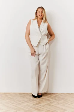 Clearance In The Style Tux Waistcoat Cream