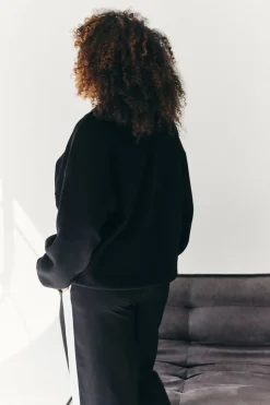 Discount Fits Tonal Embroidered Sweatshirt Black