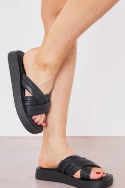 New In The Style Flatform Criss Cross Sliders White