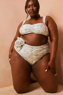 In The Style Floral So Perfect Wide Strap Bikini Top Green