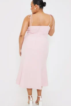 New In the Style Gathered Bust Midi Dress Pink