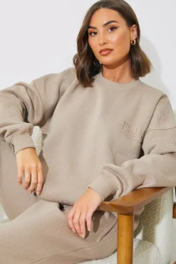 Online In the Style Health and Lifestyle' Oversized Sweater Sand