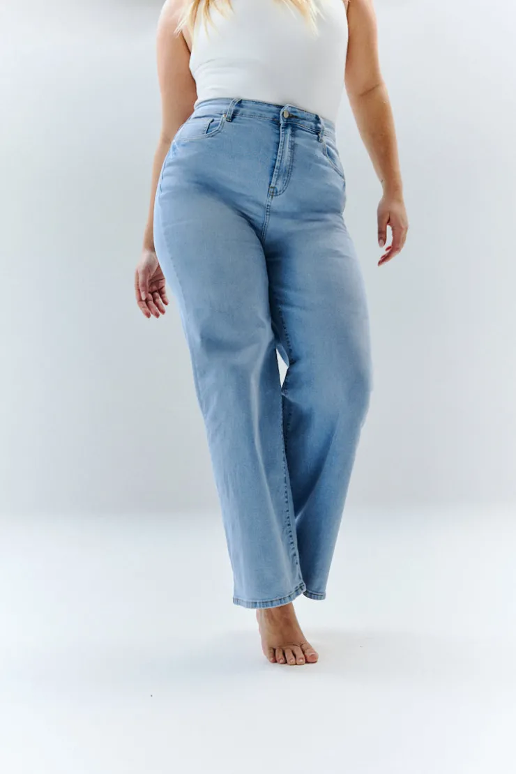 Discount In The Style Isla Wide Leg Jeans Light blue