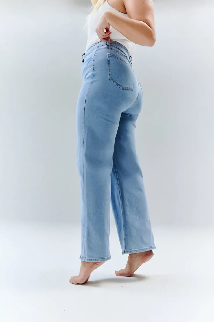 Discount In The Style Isla Wide Leg Jeans Light blue