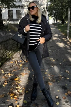 In The Style Isobelle Skinny Jean in Black Washed black