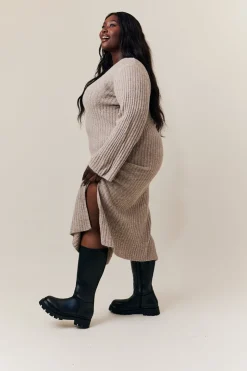 Clearance In the Style Jess Chunky Heeled High Leg Boot Black