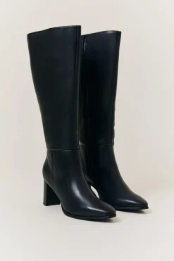 In The Style Kylie Heeled High Leg Boot Black