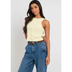 Outlet Urban Bliss Lemon Sleeveless Button Front Top