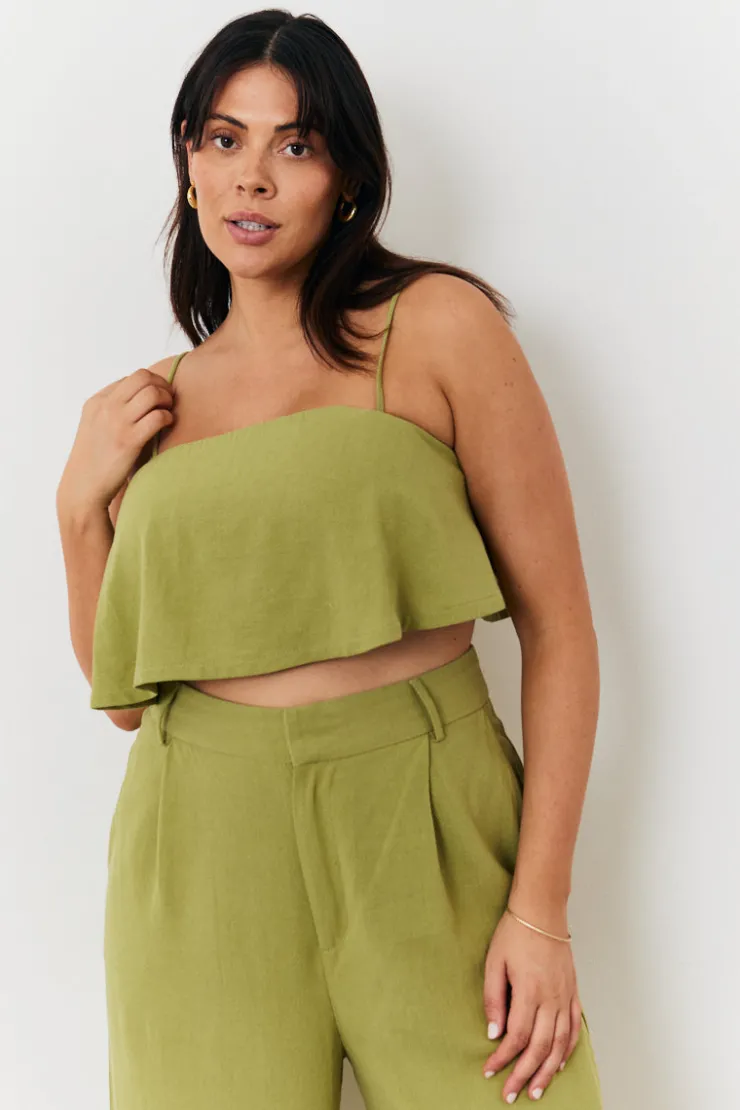 Hot In the Style Linen Crop Top Green