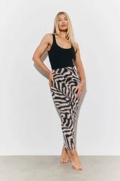 Outlet In The Style Magic Sculpting Printed Bodycon Midi Skirt Multi