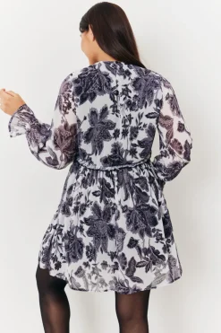 Hot In the Style Maternity Crew Neck Printed Smock Dress Monochrome