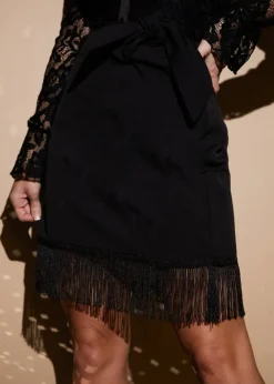 Hot In the Style Mini Tassle Skirt Black
