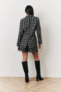 New In the Style Occasion Boucle Check Short Black