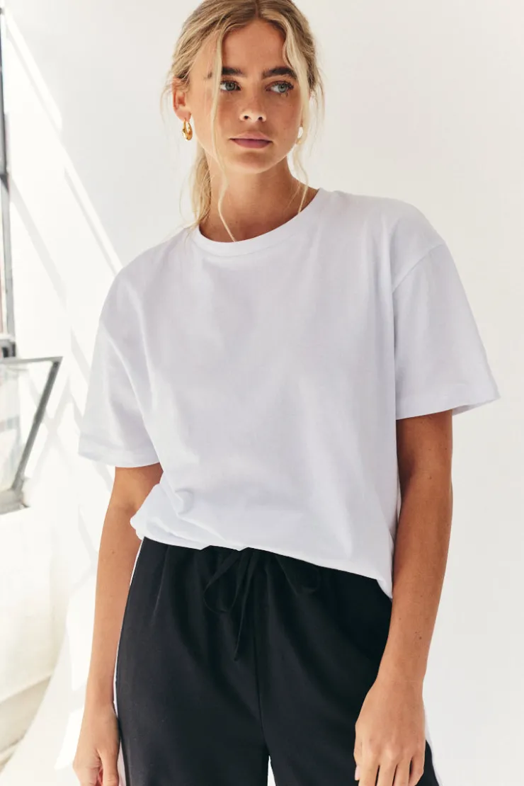Discount Fits Oversized Boyfriend Embroidered Sleeve T-Shirt White