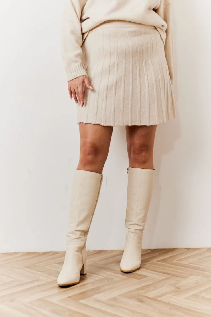Discount In The Style Pleated Co-Ord Mini Skirt Cream