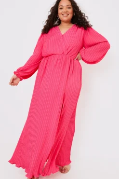 Hot In the Style Plisse Ballon Sleeve Maxi Dress Pink
