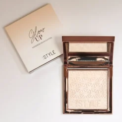 Best In The Style Pressed Highlighter Glow Up