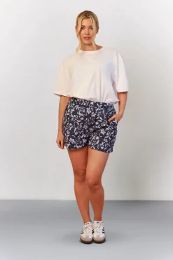 Hot In The Style Printed Quilted Shorts White blue
