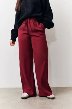 Outlet In The Style Relaxed Woven Trouser Burgundy