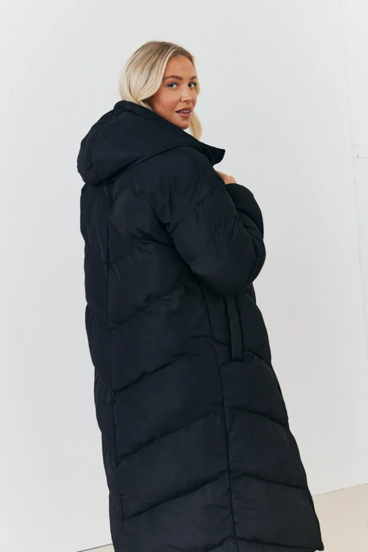In the Style Reversible Hooded Longline Puffer Coat Chocolate