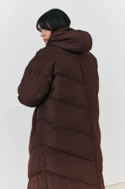 In the Style Reversible Hooded Longline Puffer Coat Chocolate